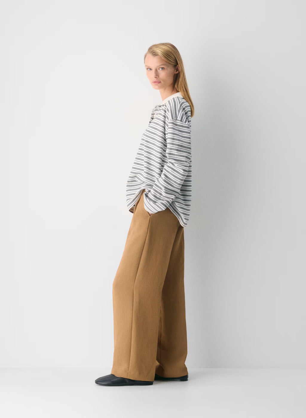High-Rise Wide-Leg Crepe Trousers - Sand