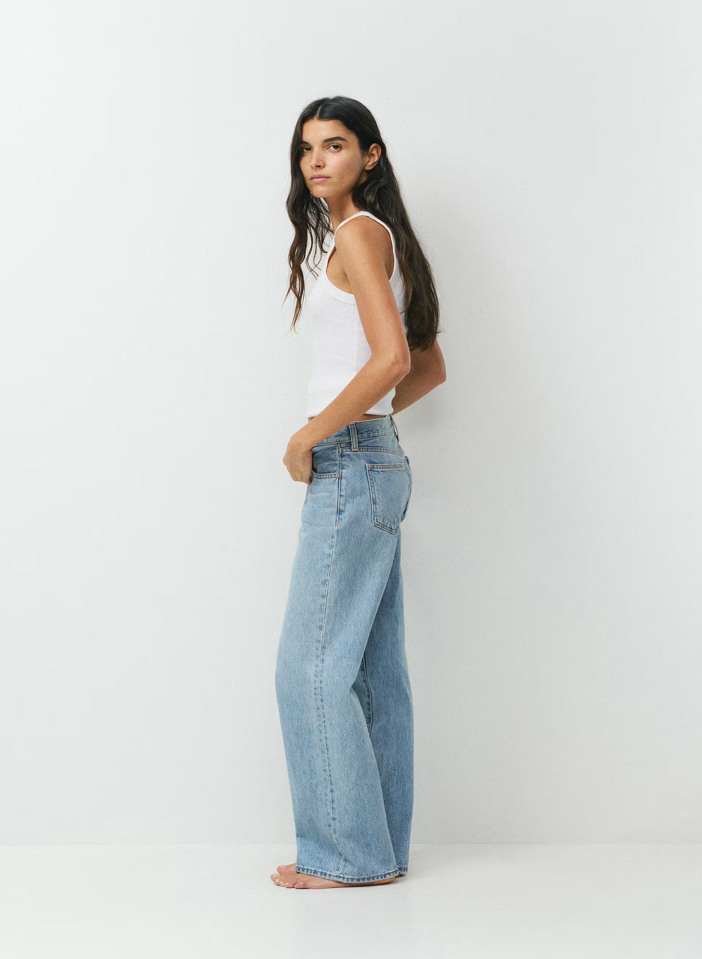 Low-Rise Wide-Leg Jeans - Dark Blue