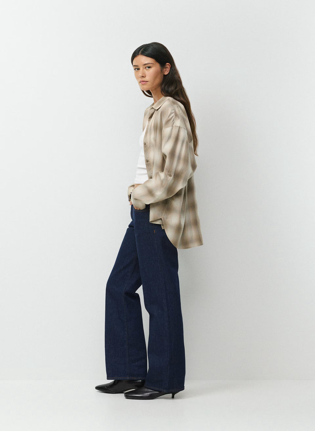 Low-Rise Wide-Leg Jeans - Dark Blue