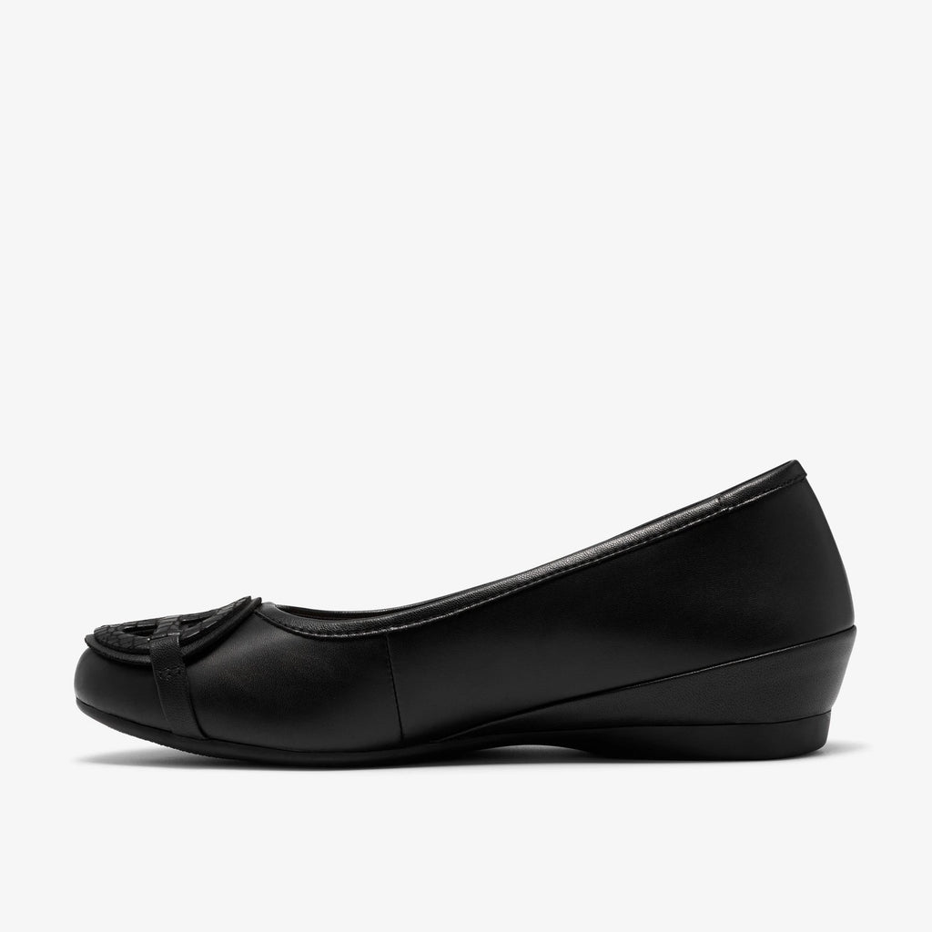 Leather Ballet Flat - Black