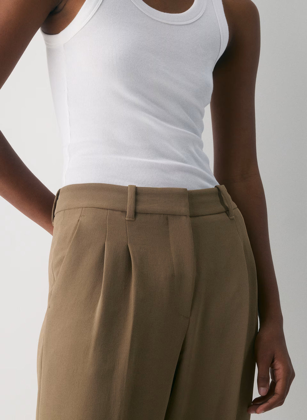 High-Rise Wide-Leg Crepe Trousers - Sand