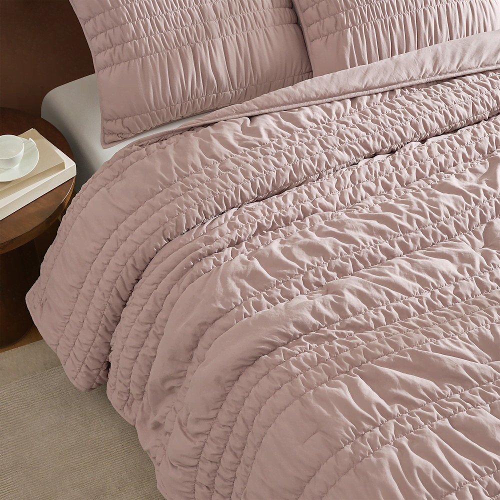 Full/Queen Ruched Microfiber Quilt Set