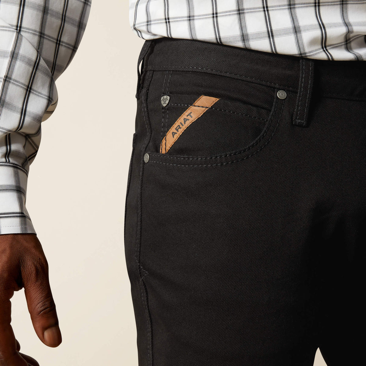 Men's Relaxed Bootcut Stretch Jeans - Black