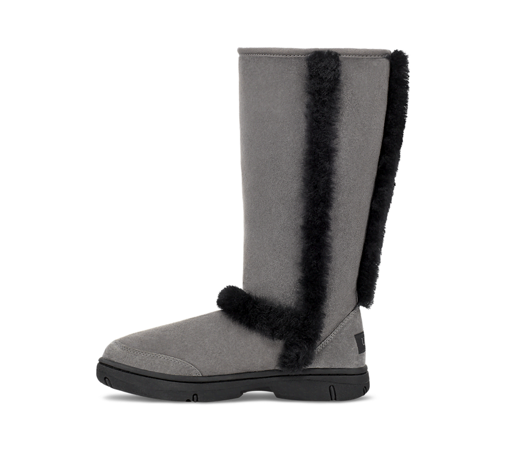 Women's Knee-High Sheepskin Boot - Grey Black