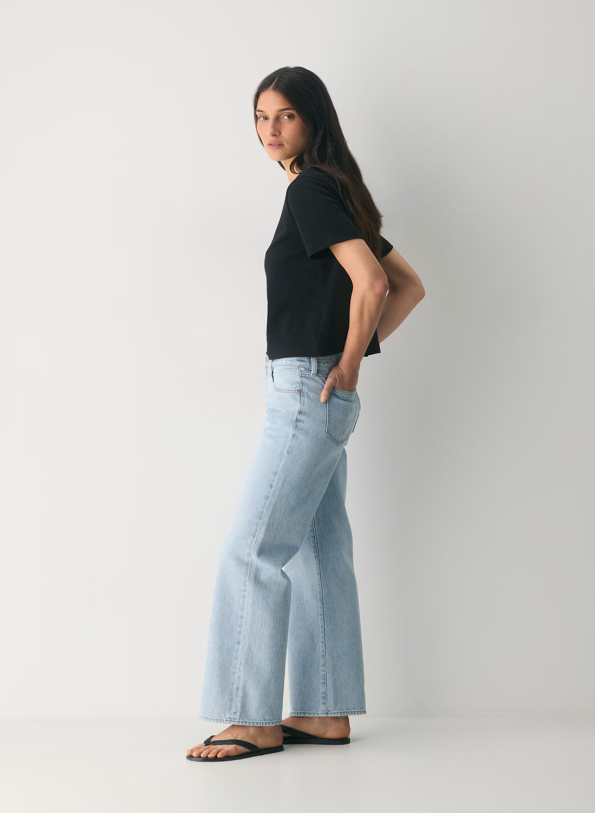 Low-Rise Wide-Leg Jeans - Dark Blue