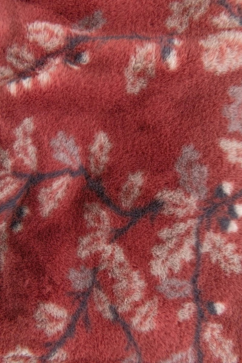 Plush Throw Blanket With Leaf Print - Rust