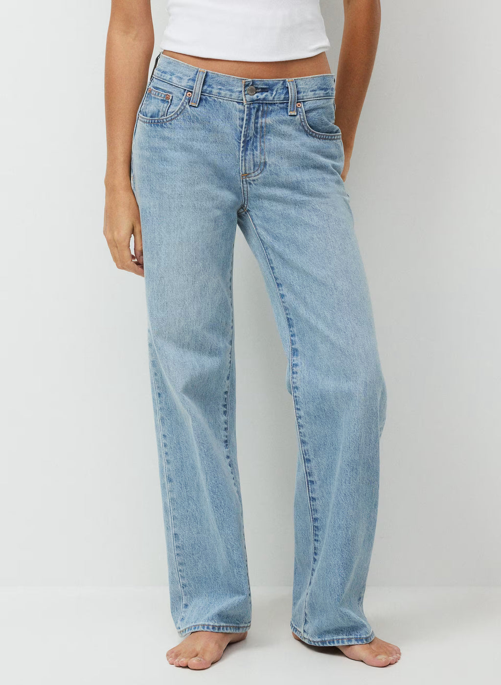 Low-Rise Wide-Leg Jeans - Dark Blue