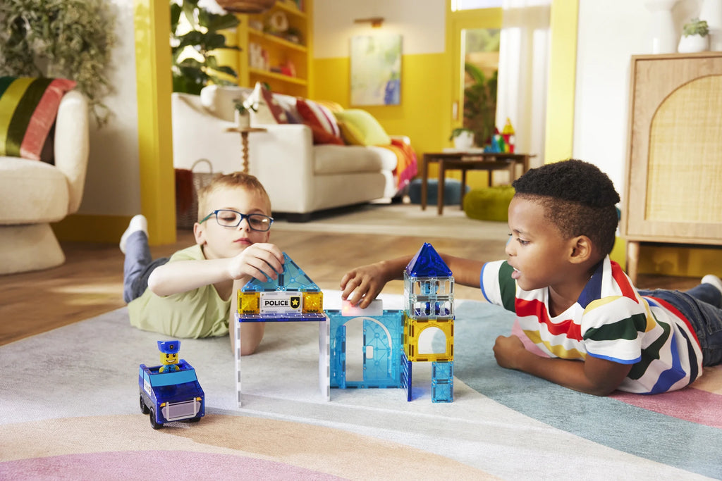 Police Station Magnetic Building Set - 35 Pieces