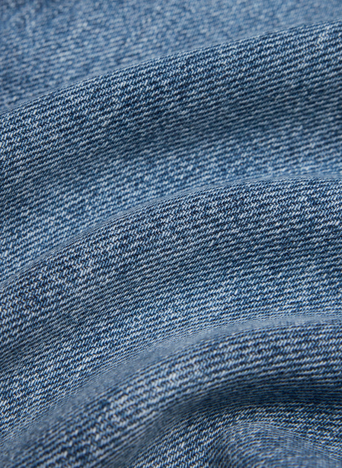 Low-Rise Baggy Jeans - Medium Indigo